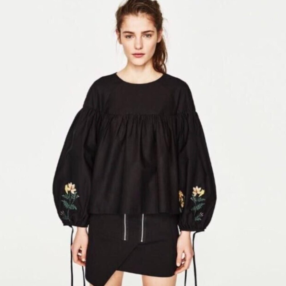 ZARA Chic Black Poplin Embroidered Blouse